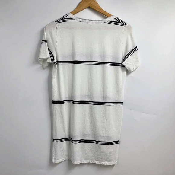 Demylee Women's Pima Cotton Striped Round Neck Short Sleeve Shirt‎ SIze L - Picture 2 of 12